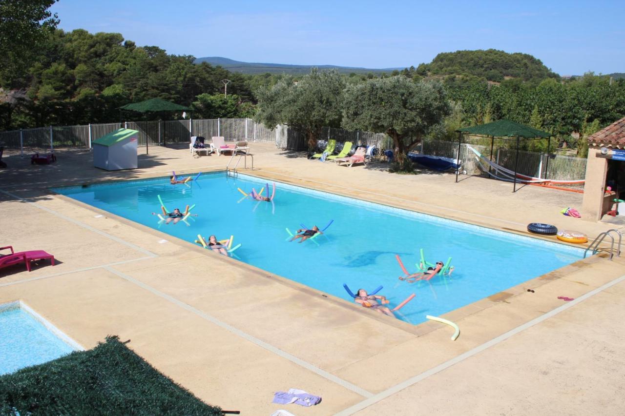 Li Sourso Hotel Aups Bagian luar foto
